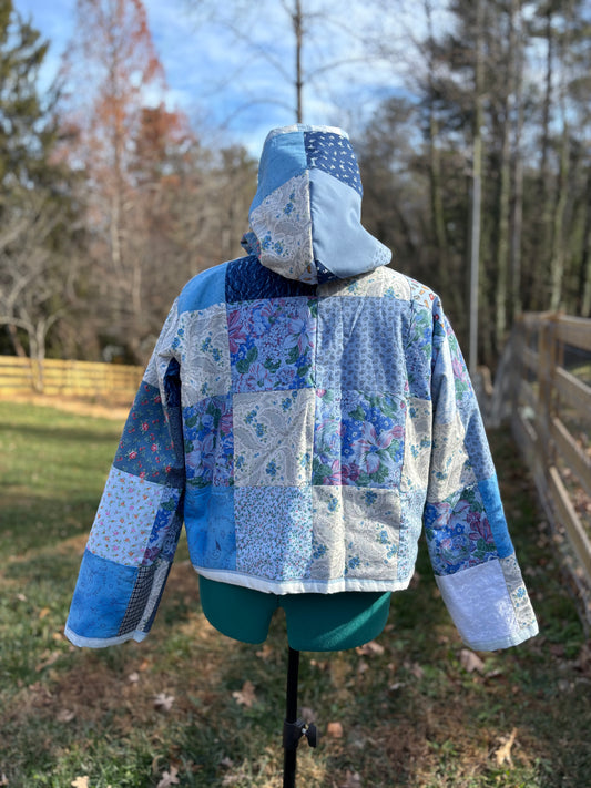 The Crush Cropped Hoodie in Baby Blues - Large